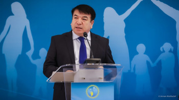 Фотография к новости: Ғани Бейсембаев: Баланы әрбір ата-ана, әрбір ұстаз, әрбір азамат естуі тиіс