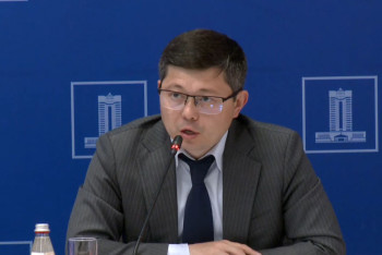 Фотография к новости: “6 миллионды 85-ке бөлесіз”: Шенеунік көлік алғысы келіп жүргендерге кеңес берді