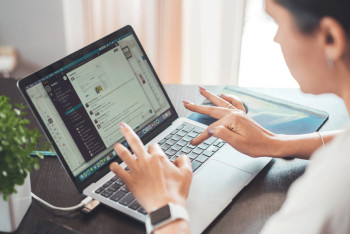 Фотография к новости: Қазақстанда икемді жұмыс уақытын кім қолдана алады?