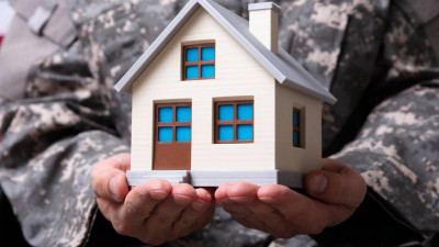 Әскерилерге жақын туыстарынан үйді жалға алуға тыйым салынбақ