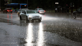 Фотография к новости: Ауа райы күрт бұзылады: бірқатар өңірде дауылды ескерту жарияланды
