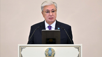 Фотография к новости: AIF-2025 әлемде белгісіздік белең алған кезеңде өтіп отыр – Тоқаев