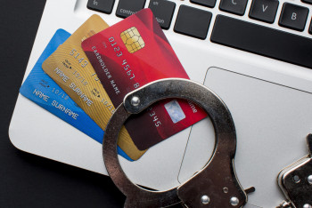 Фотография к новости: Сандық дәуірдің сыны: Интернет-алаяқтықпен күрес өзекті мәселе болып тұр