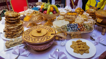 Фотография к новости: Депутат: Тамақ – сән емес, қажеттілік