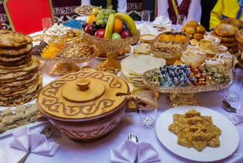 Фотография к новости: Депутат: Тамақ – сән емес, қажеттілік