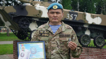 Фотография к новости: Әскери қызметшілер Беларусьте "Ерлік пен шеберлік" белгісімен марапатталды