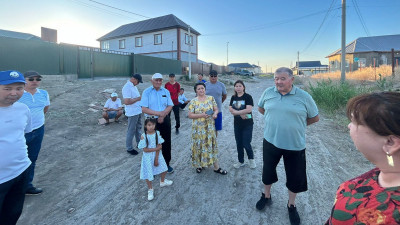 Жол азабын тартқан атыраулықтар шу шығарды