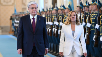 Фотография к новости: Ақордада Италия премьер-министрін салтанатты түрде қарсы алды