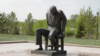 Фотография к новости: 31 мамыр – Саяси қуғын-сүргін құрбандарын еске алу күні