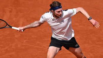 Фотография к новости: Александр Бублик алғаш рет "Ролан Гаррос" турнирінің 1/8 финалына шықты