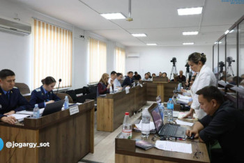 Фотография к новости: "Бәріне ату жазасын сұраймыз ба?": Шерзат ісіндегі адвокат халықты сабырға шақырды