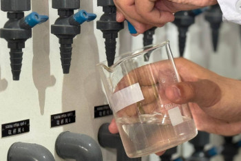 Фотография к новости: Мұнай суынан тұщы суға дейін: Маңғыстаудағы бірегей зауыт қалай жұмыс істейді