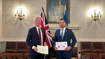 Қазақстан мен Ұлыбритания әскери ынтымақтастыққа қол қойды
