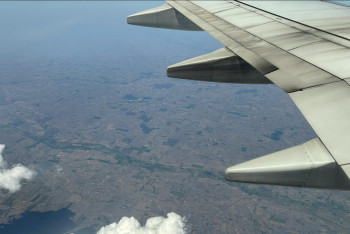 Фотография к новости: Калифорнияда алты адам мінген жеңіл моторлы ұшақ апатқа ұшырады