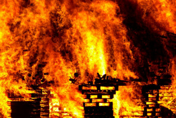 Фотография к новости: Иранда зауытта жарылыс болып, бірнеше адам зардап шекті