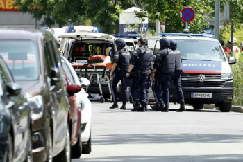 Фотография к новости: Оқыс оқиға: Мектепте атыс болып, 11 адам қаза тапты