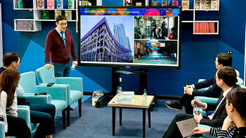 Фотография к новости: FocusEconomics: Экономикалық зерттеулер институты марапатталды