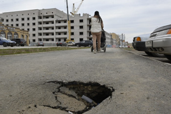 Фотография к новости: Ақтөбенің жолы қашан жақсарады?