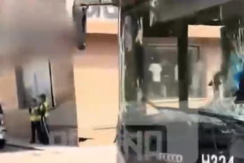 Фотография к новости: Астанада тағы жол апаты: Автобус пен жеңіл көлік соқтығысты