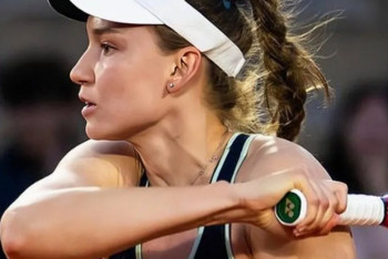 Фотография к новости: Елена Рыбакина Лондондағы турнирдің ширек финалына шықты