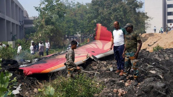 Фотография к новости: 30 секундта апат: Үндістаннан Лондонға бет алған ұшақ неге көкке көтеріле алмады?