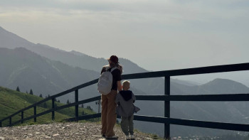 Фотография к новости: "Қазақтар өте ашық, қарапайым әрі жомарт": Қазақстан қытай туристерін несімен тартады