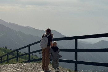 Фотография к новости: "Қазақтар өте ашық, қарапайым әрі жомарт": Қазақстан қытай туристерін несімен тартады