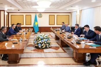 Фотография к новости: Бектенов қытайлық инвесторлармен Қызылордадағы газ жобасын талқылады