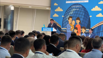 Фотография к новости: Үйдегі тәрбие баланың бүкіл өміріне әсер етеді – Сенғазыев