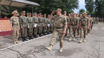 Фотография к новости: Сарбаздарға құрмет көрсетілді