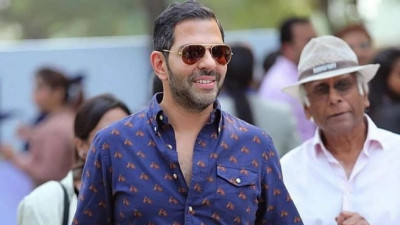 "Жәндікті жұтып қойған": атақты миллиардерді ара шағып өлтірді