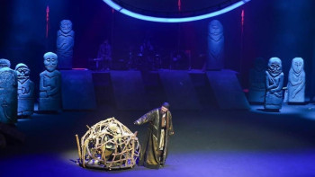 Фотография к новости: Астанада «Күй» спектаклінің премьерасы өтті