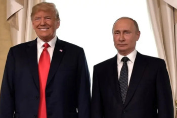 Фотография к новости: Путин мен Трамп телефон арқылы Таяу Шығыстағы жағдайды талқылады