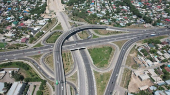 Фотография к новости: Алматының үлкен айналма жолы: қала кіреберісіндегі көлік кептелісі мәселесі шешілді ме?