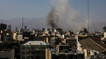 Фотография к новости: Израиль IRIB ғимаратына соққы жасады: Иран СІМ бұл әрекетті әскери қылмыс деп атады