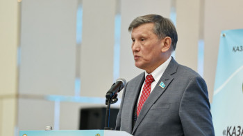 Фотография к новости: Сенатор Тоқаев жасаған бастамаға пікір білдірді