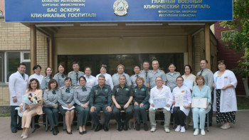Фотография к новости: Әскери дәрігерлер медицина қызметкерлерінің күнін атап өтті
