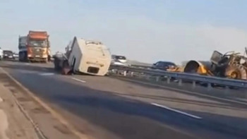 Фотография к новости: Жол катогы эвакуатор кабинасын жаншып өтті – жүргізуші қаза тапты