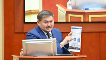 Фотография к новости: Саясат Нұрбек студенттерді әскерге алып кету бойынша пікір білдірді