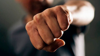 Фотография к новости: Ақша орнына соққы алған атыраулықтың жағдайы аса ауыр