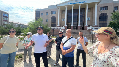 Атыраулық 23 тұрғын жерінен айырылып қалды