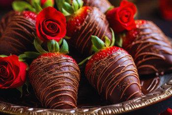 Фотография к новости: TikTok-та "шоколадты құлпынай" сатқандар жазаға тартылды