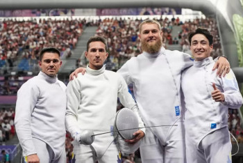 Семсерлесуден Азия чемпионатында екінші медаль бұйырды