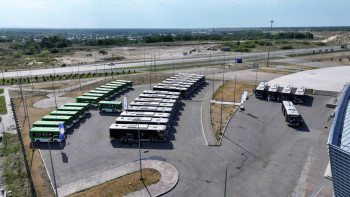 Фотография к новости: Семей қаласының қоғамдық көлік паркі 44 заманауи автобуспен толықты