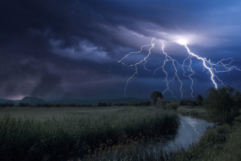 Фотография к новости: Найзағай, бұршақ: 18 облыста дауылды ескерту жарияланды