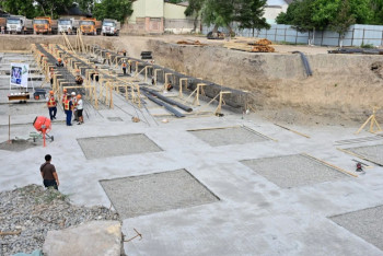 Фотография к новости: Тікұшақ қонатын алаңы бар жеті қабатты заманауи аурухана салынуда