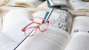 Фотография к новости: Жазушылардың шығармалары тек ақша үшін ғана аударылып жүр – Құлкенов