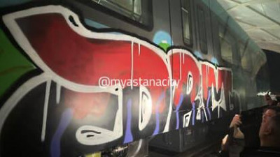 Вандализм: пайдалануға берілмеген ЛРТ вагондарына біреулер сурет салып кеткен