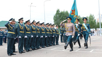 Фотография к новости: Қарулы күштер қатары әскери колледждің 90 түлегімен толығады