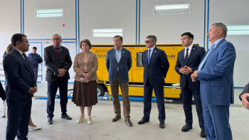 Фотография к новости: «Қазақстан авиациялық индустриясы» қызметкерлері депутаттарға көмек сұрап жүгінді